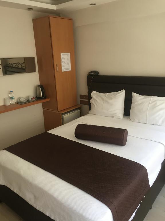 איזמיר Yayla Hotel מראה חיצוני תמונה